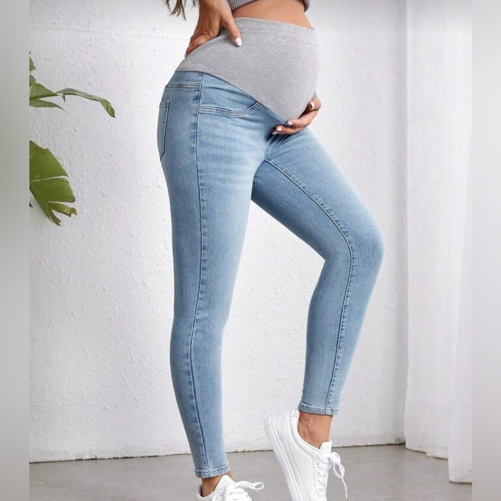 Light Blue Maternity Jeans
